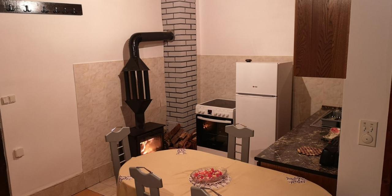 Vikendica Na Sokolini Villa Gornja Koprivna Exterior photo